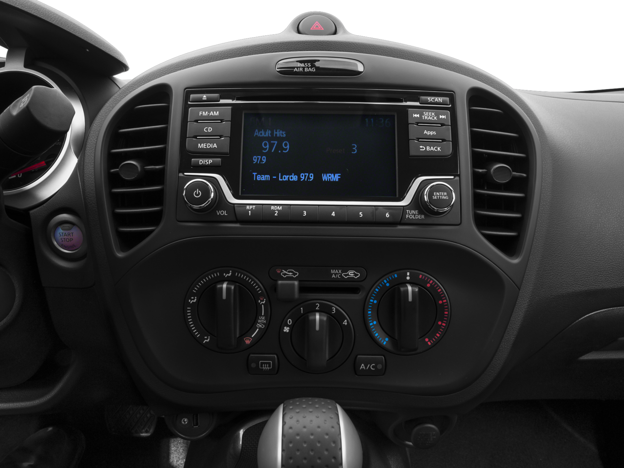 2016 Nissan JUKE SV