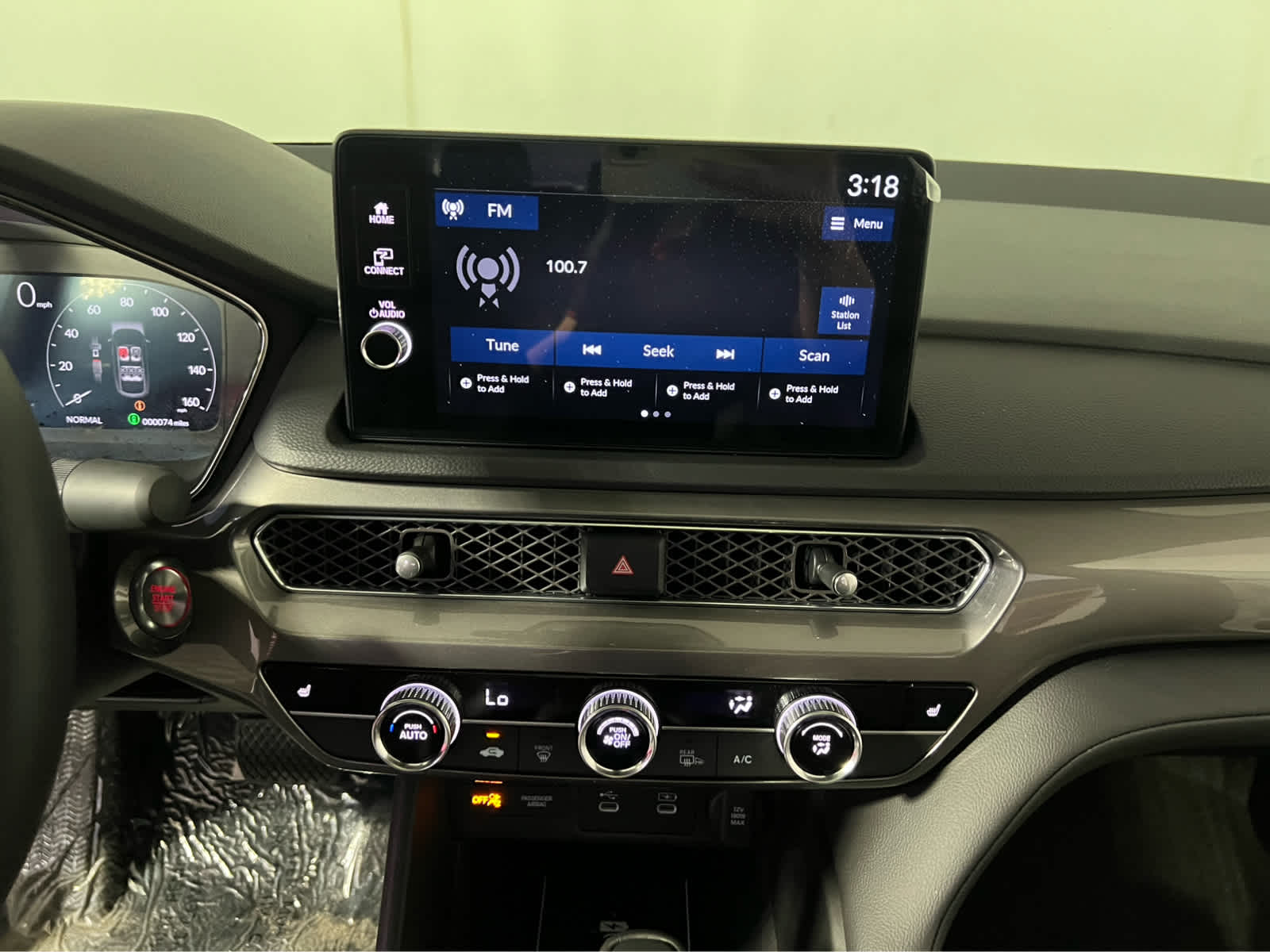 2026 Acura Integra Base - Photo 8