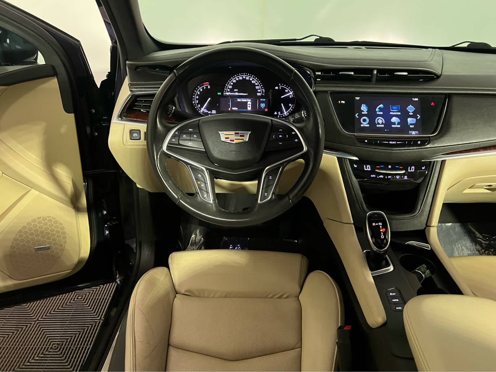 2017 Cadillac XT5 Luxury AWD