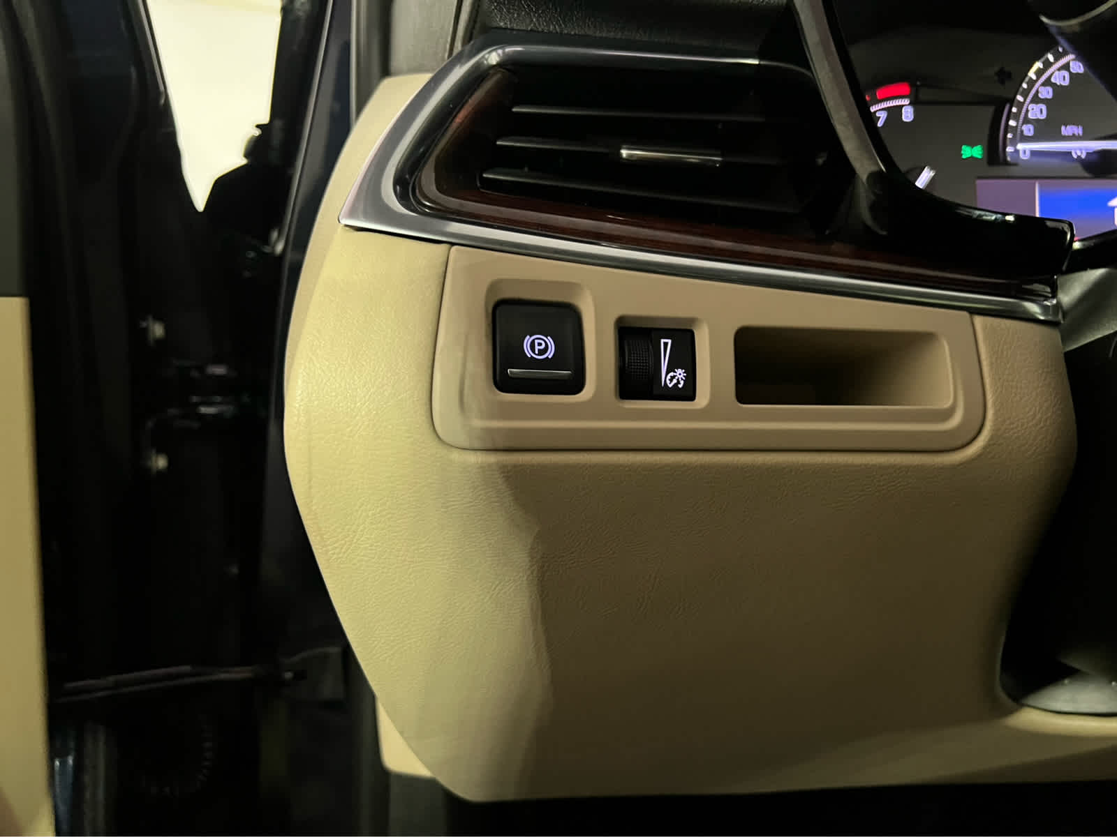 2017 Cadillac XT5 Luxury AWD