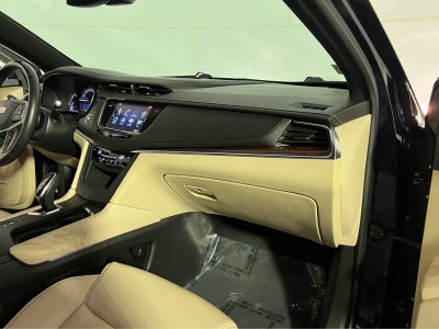 2017 Cadillac XT5 Luxury AWD