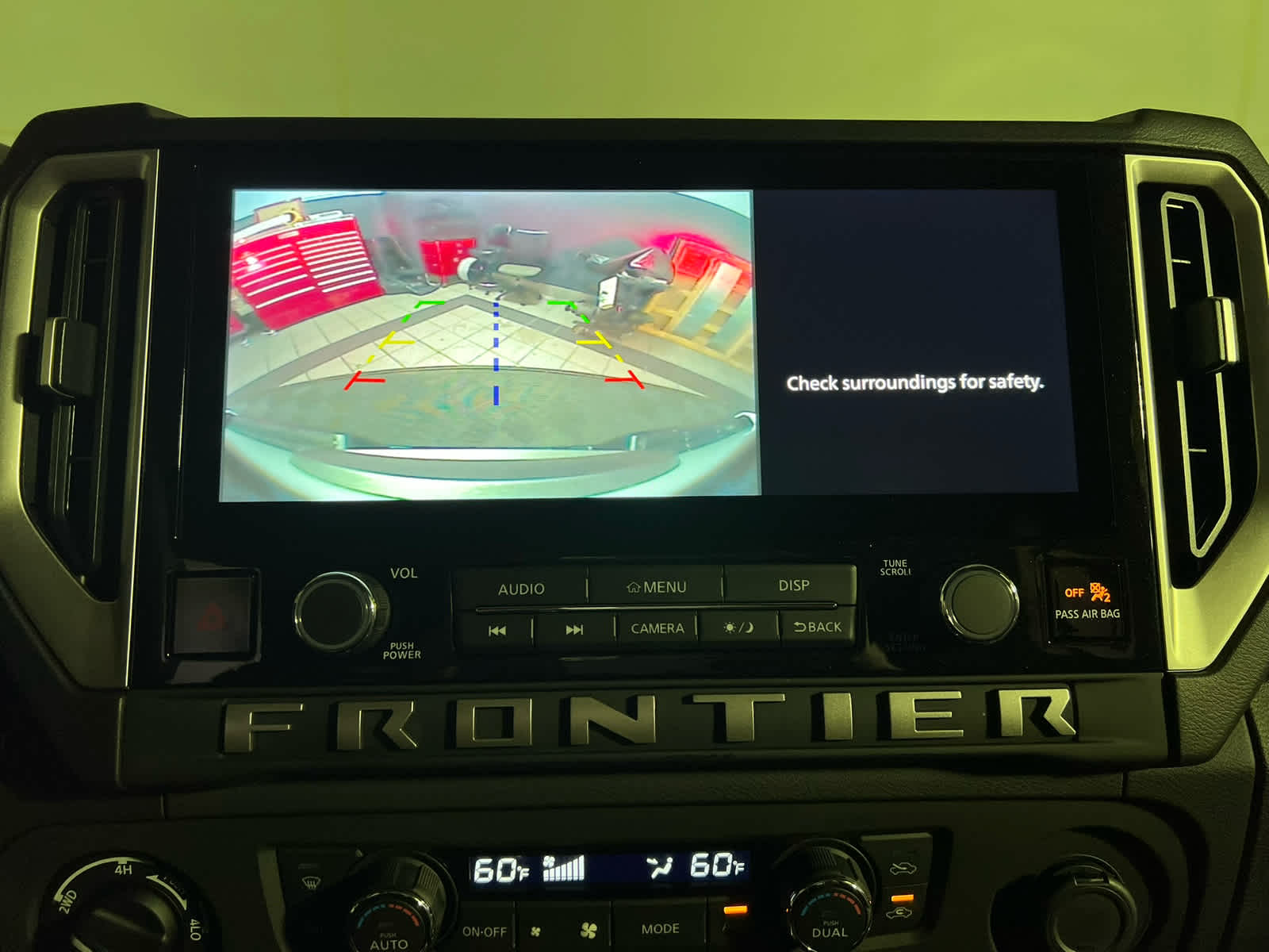 2025 Nissan Frontier SV