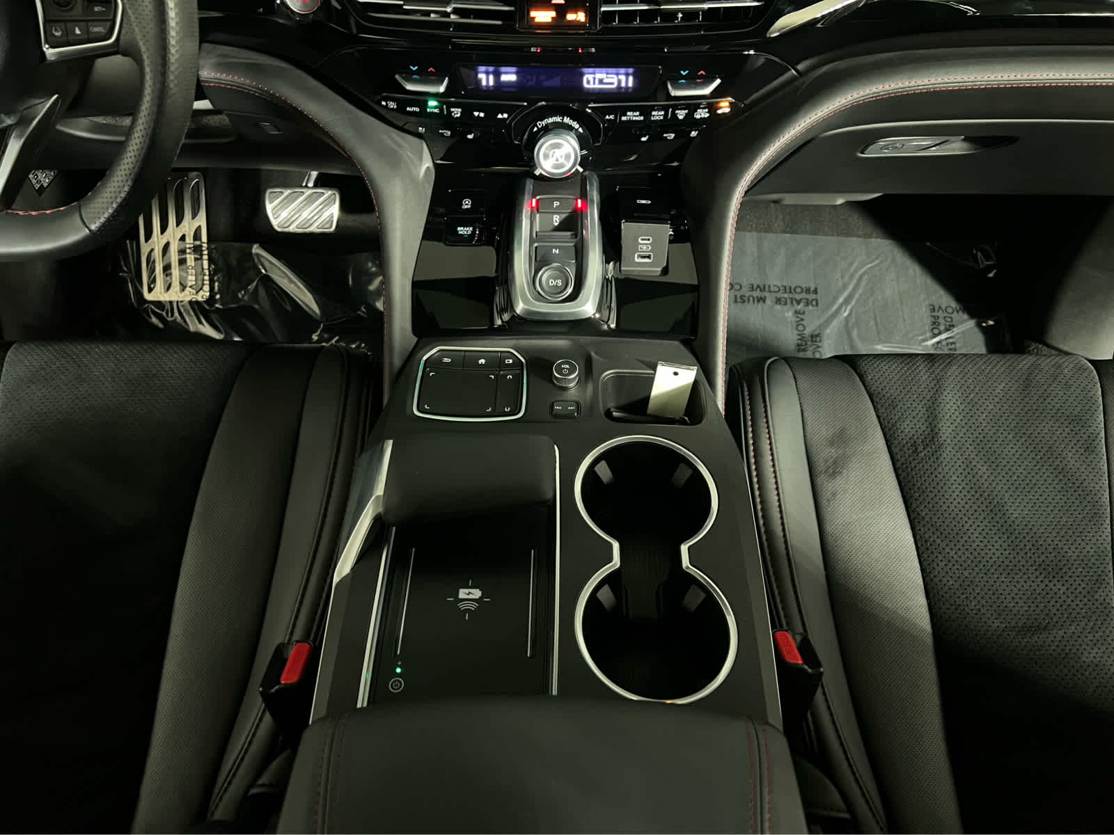 2024 Acura MDX A-Spec Package - Photo 13