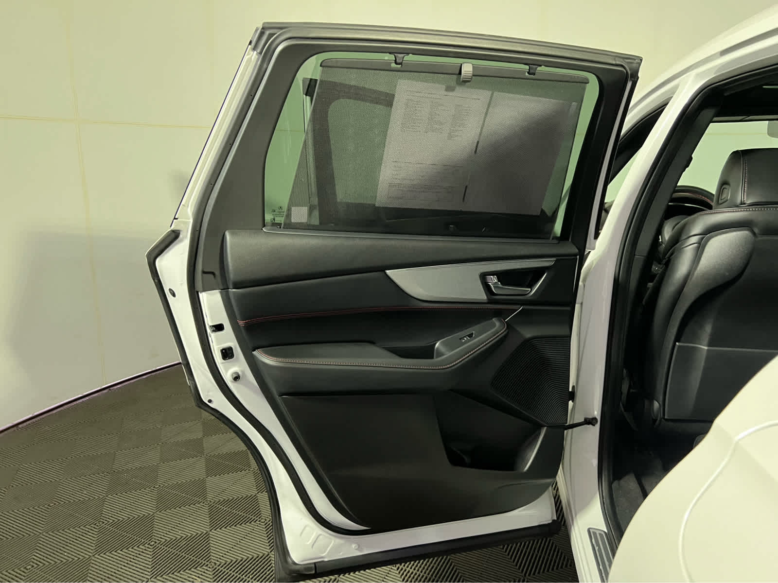 2024 Acura MDX A-Spec Package - Photo 27