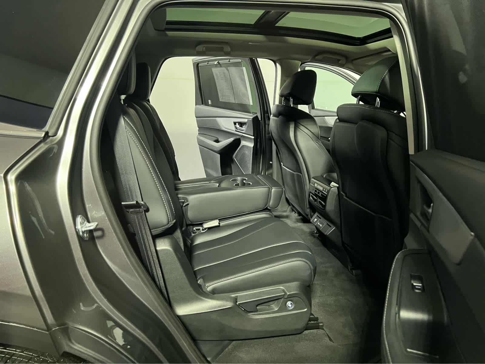 2024 Acura MDX SH-AWD TECH