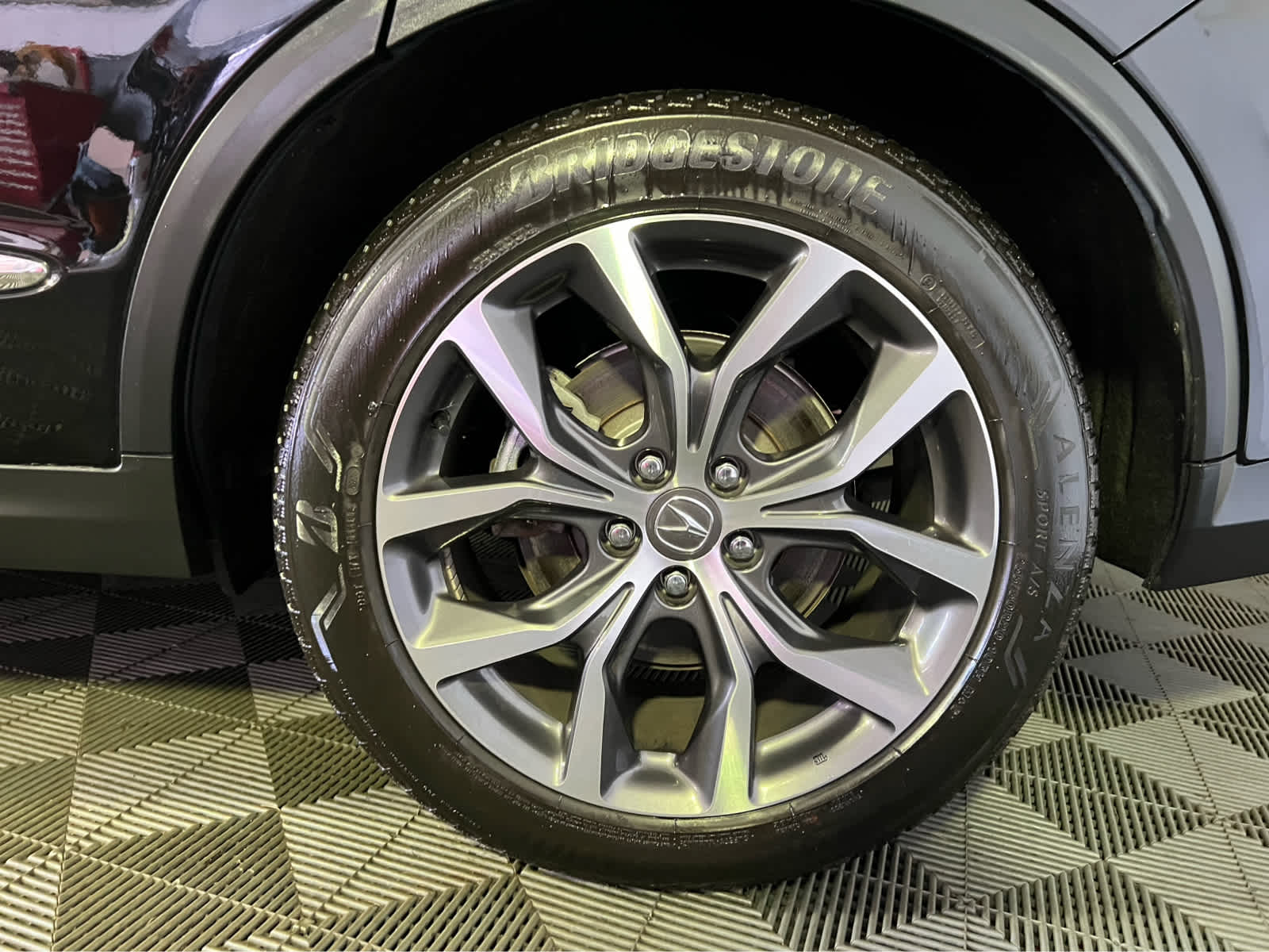 2024 Acura MDX SH-AWD TECH