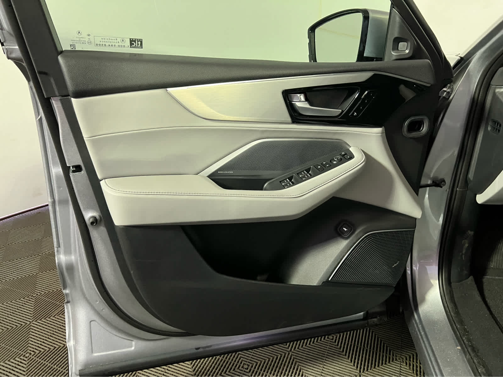 2026 Acura MDX SH-AWD with Technology Package