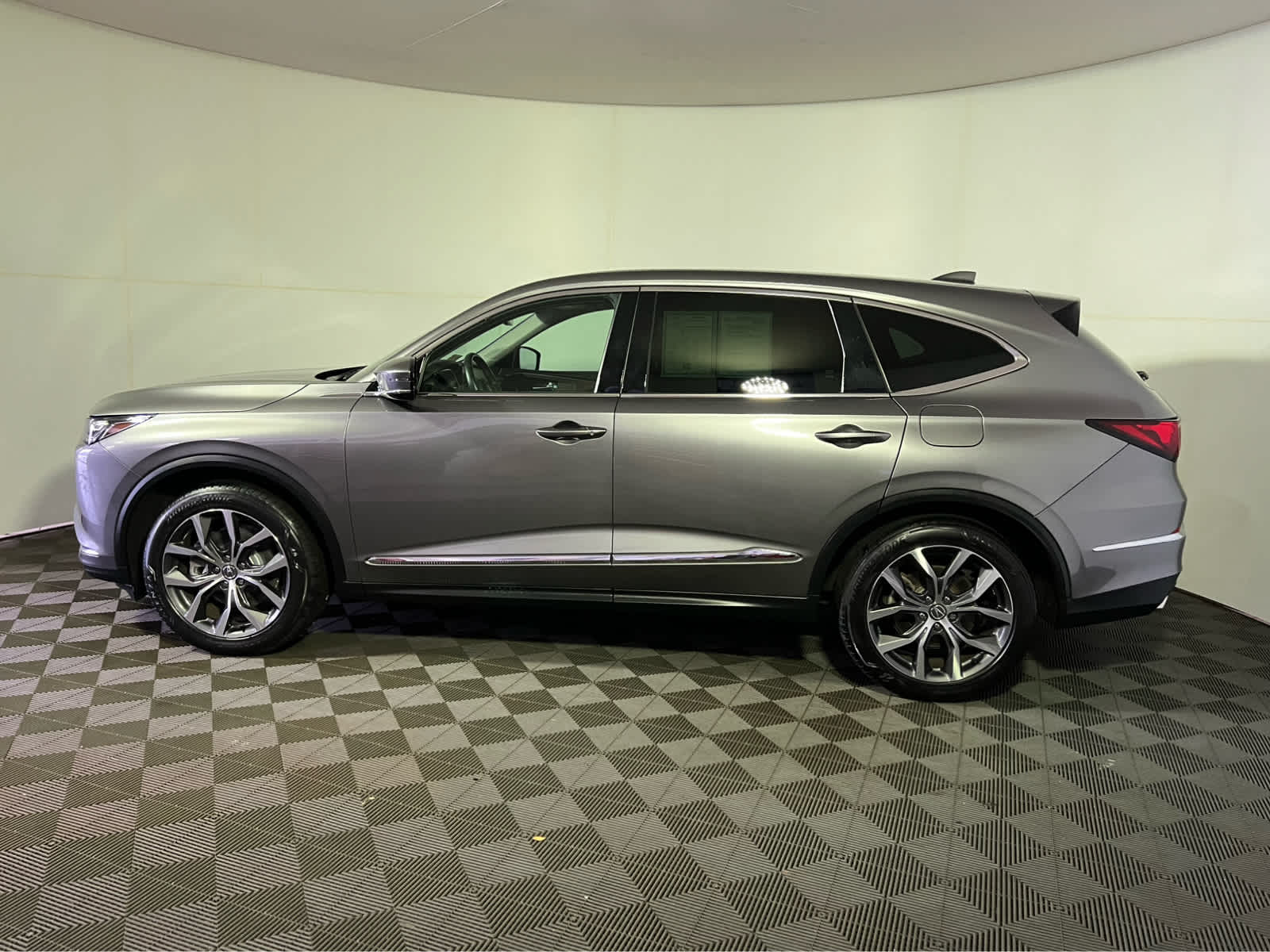 2024 Acura MDX SH-AWD TECH