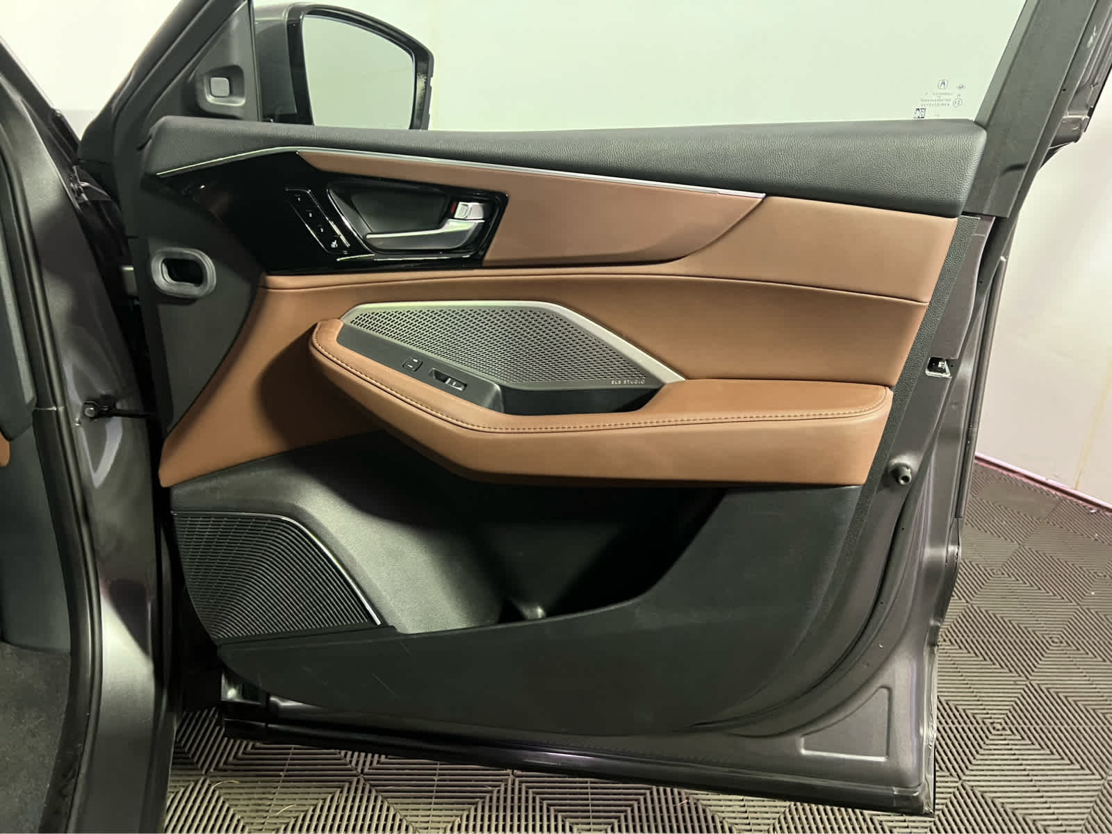2024 Acura MDX SH-AWD TECH