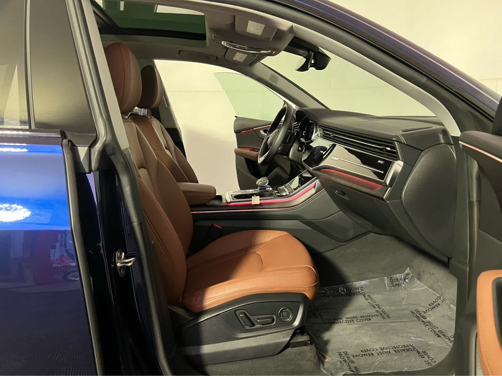 2023 Audi Q8 Premium Plus