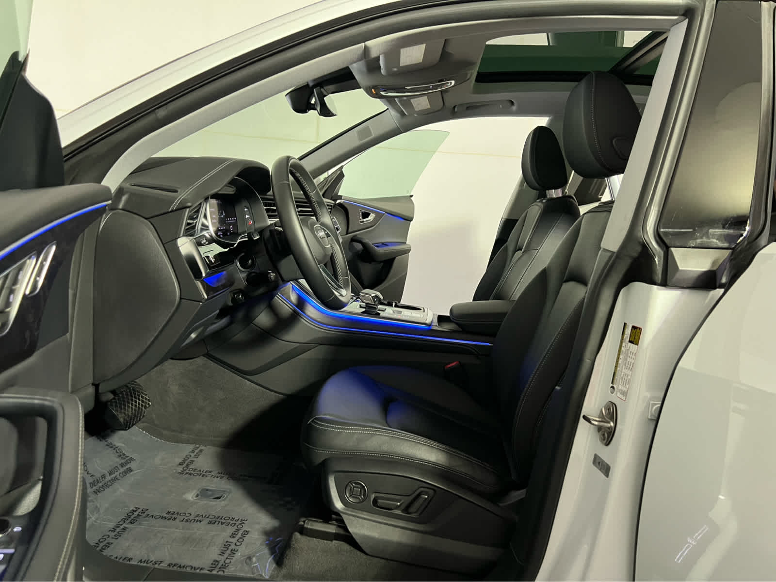 2023 Audi Q8 Prestige