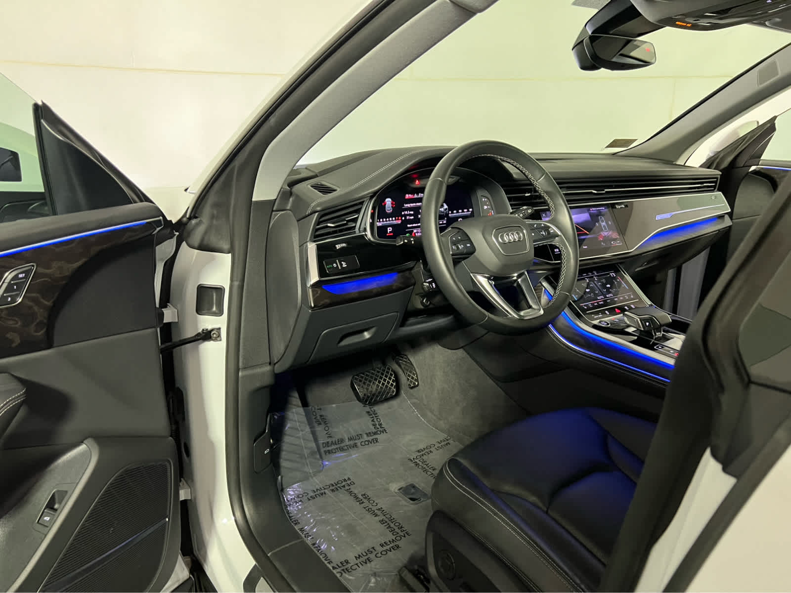 2023 Audi Q8 Prestige