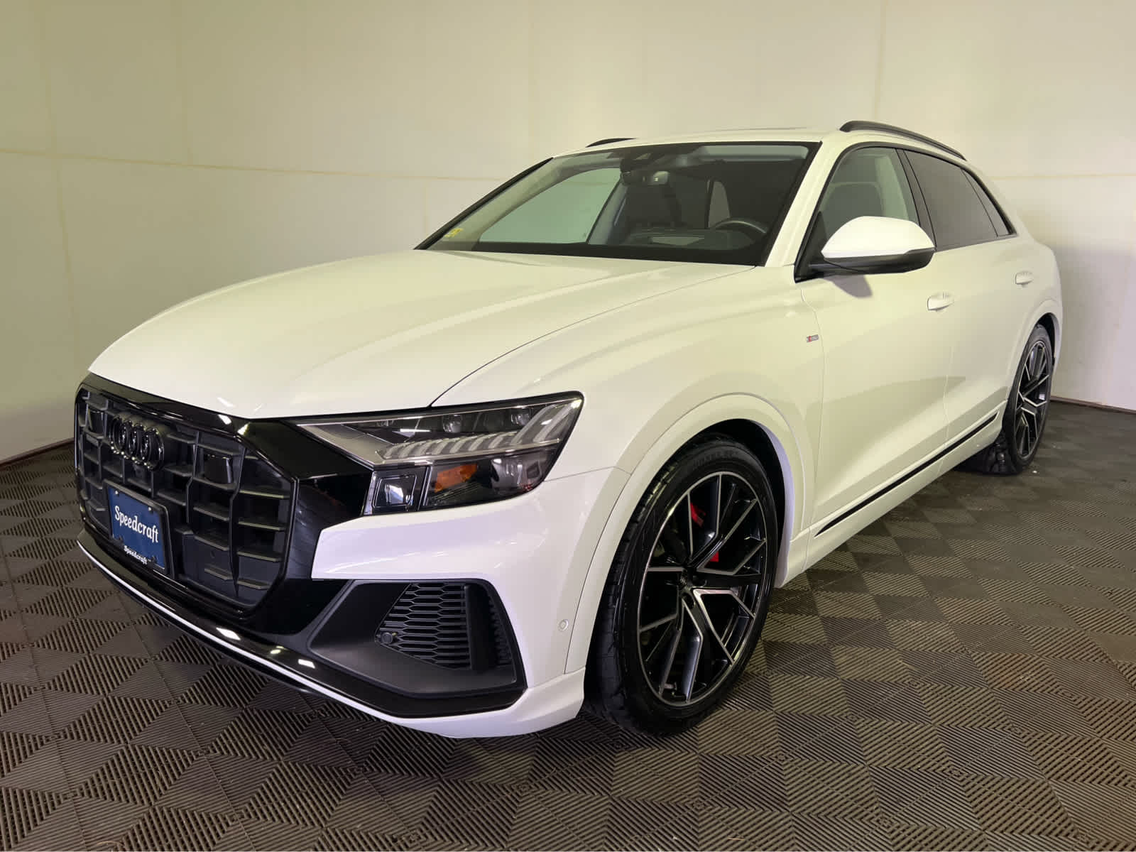 2023 Audi Q8 Prestige