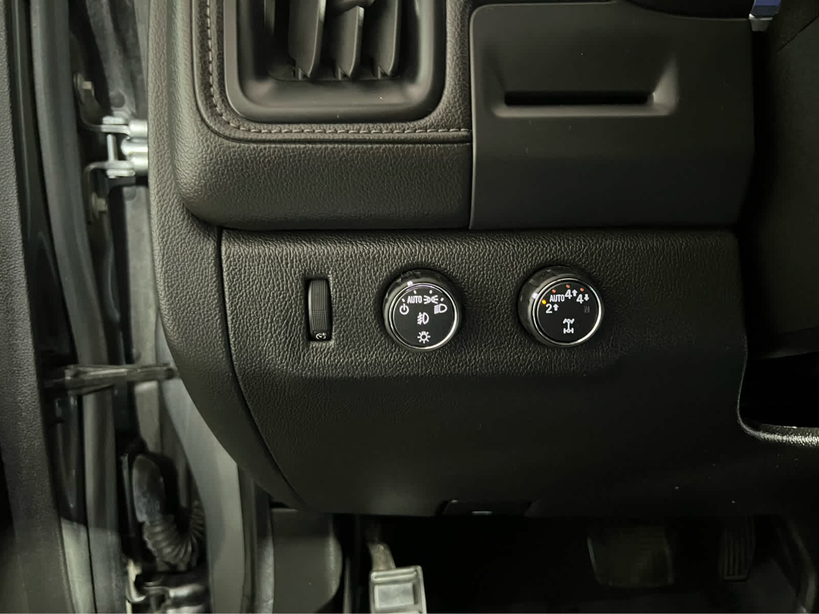 2020 GMC Canyon 4WD SLT