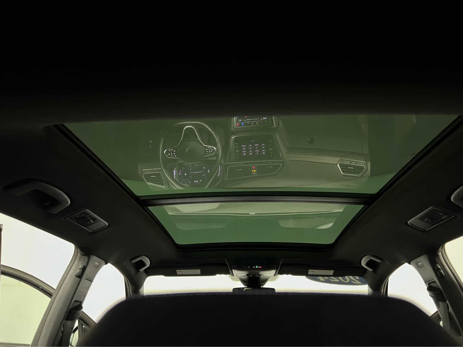2024 Volkswagen Tiguan SEL R-Line