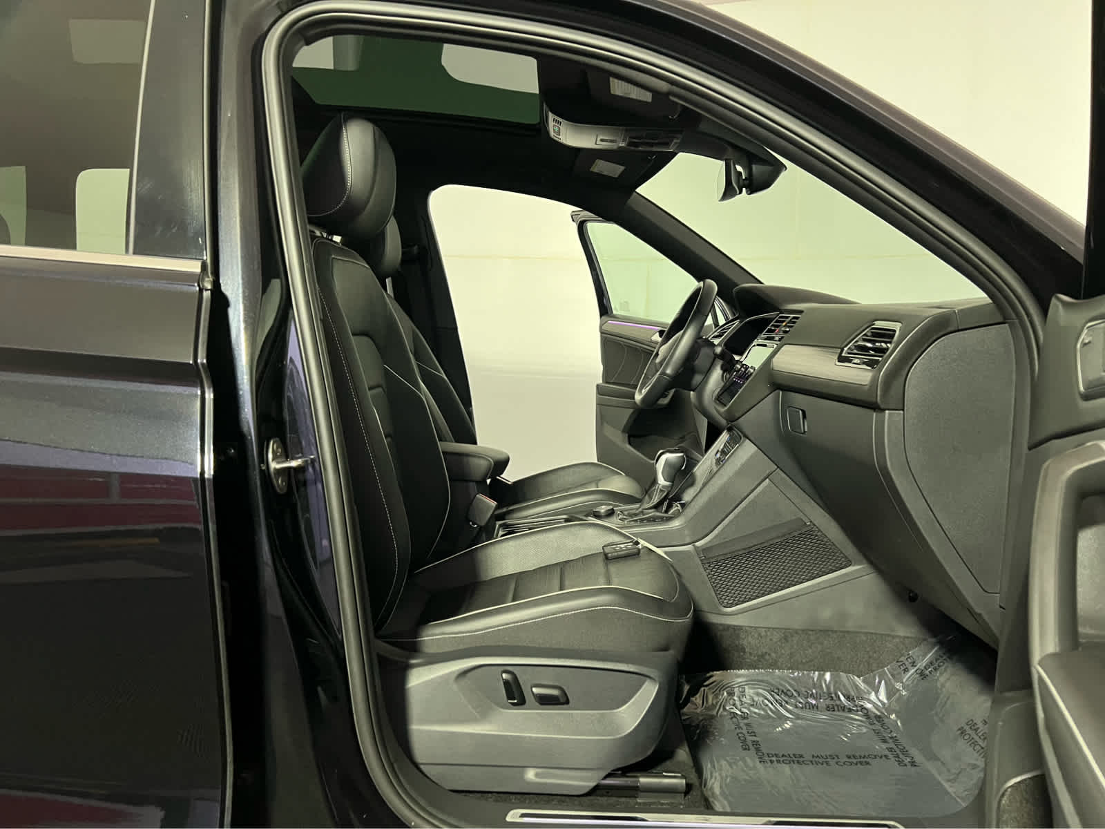 2024 Volkswagen Tiguan SEL R-Line