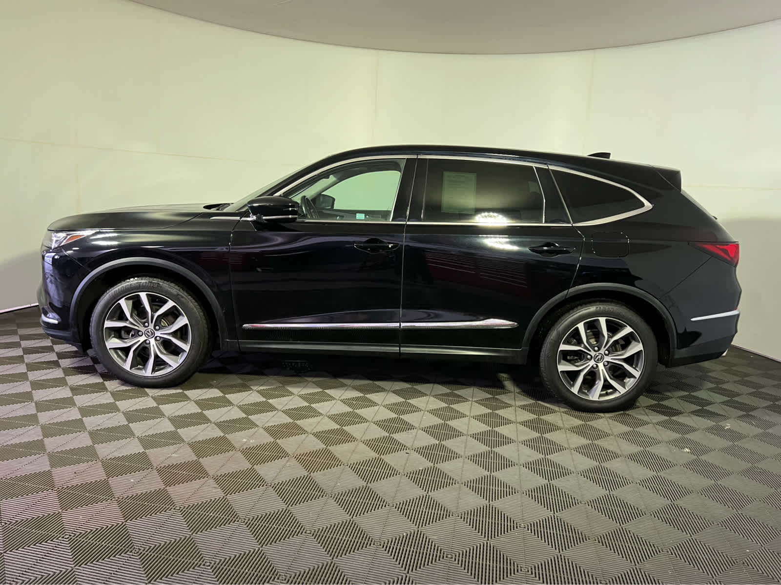 2024 Acura MDX w/Technology Package