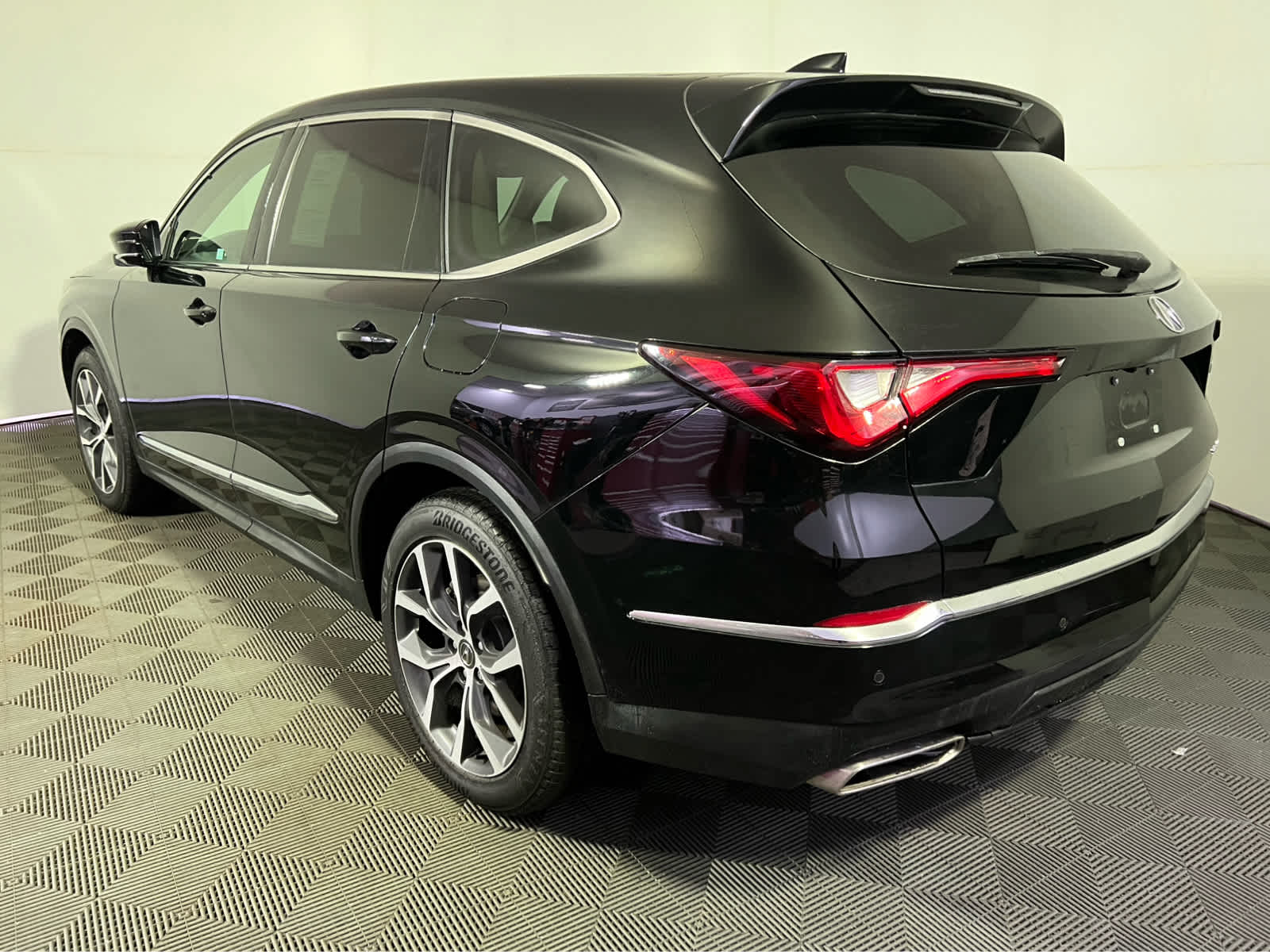 2024 Acura MDX w/Technology Package