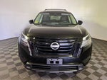 2023 Nissan Pathfinder SV