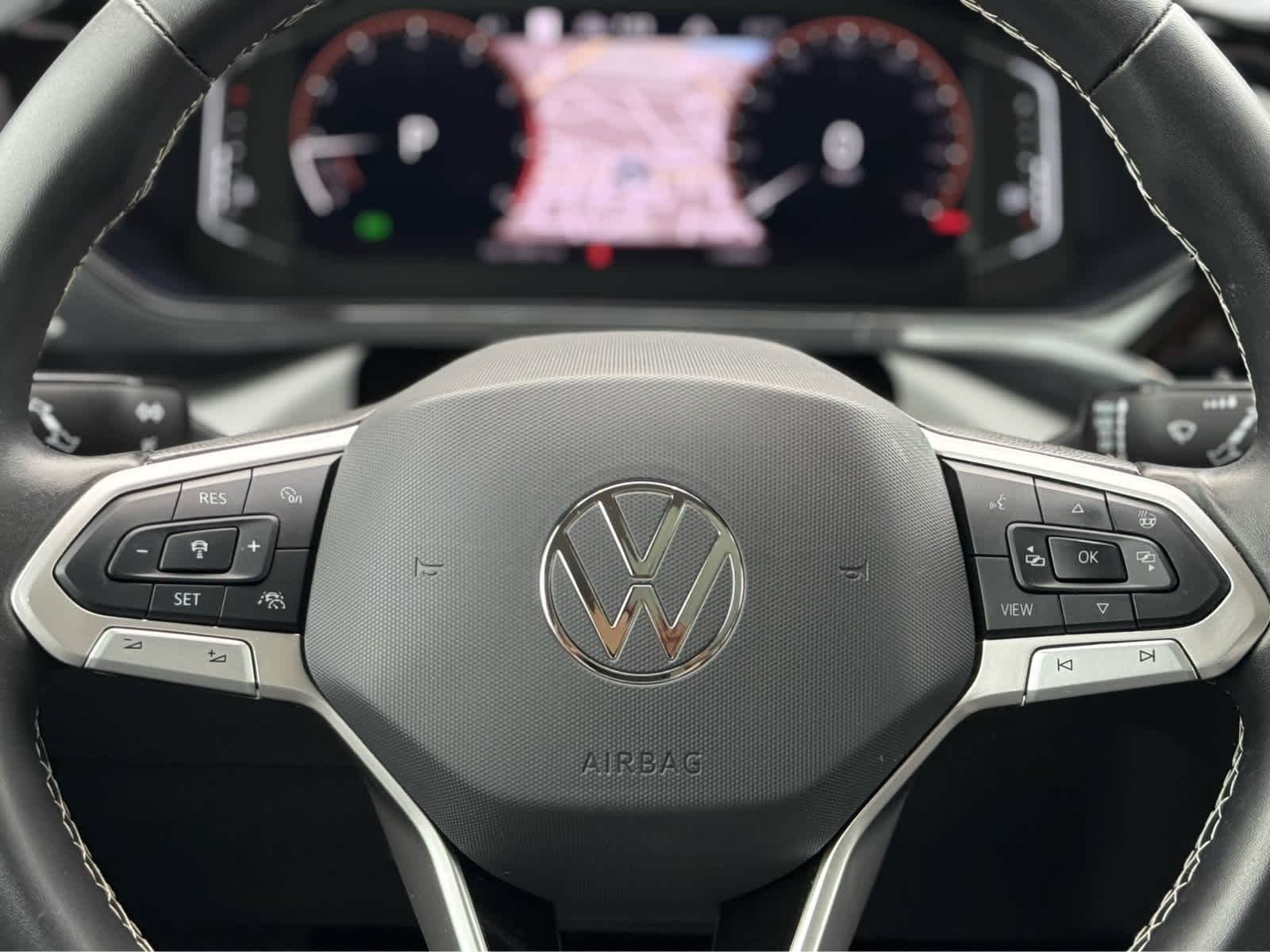 2024 Volkswagen Taos SEL