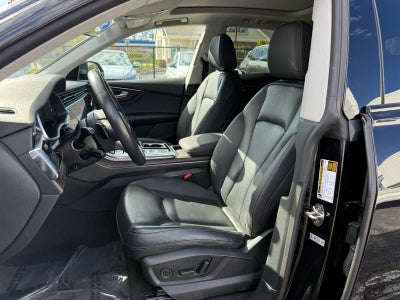 2020 Audi Q8 Premium Plus